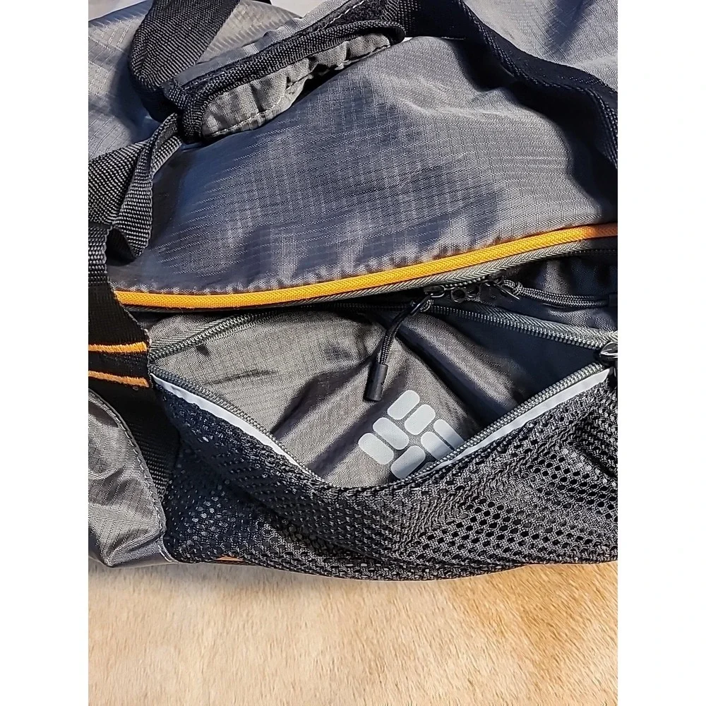 Columbia Dog Mountain‎ Duffel Bag Dark Green Orange Gym Travel Luggage Mesh 22